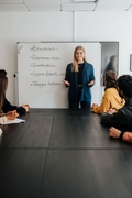 till-artikeln-fem-experttips-for-att-bli-av-med-scenskrack
